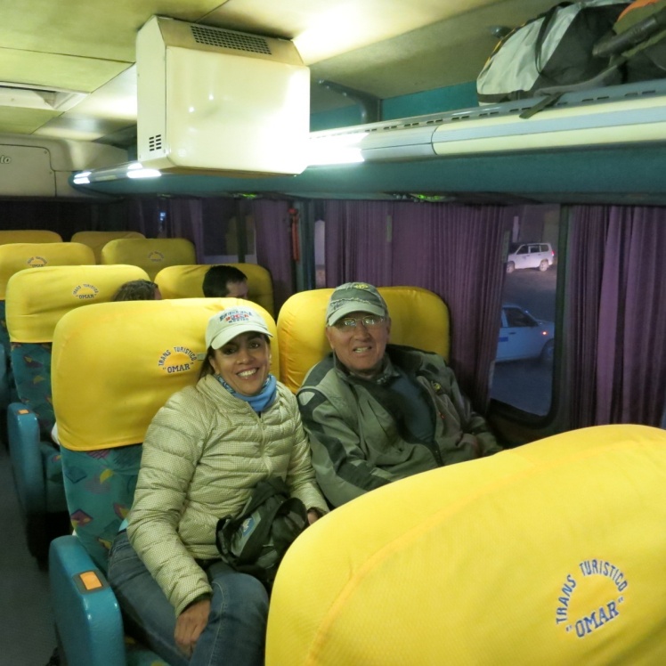 Bus Cama de Uyuni a La Paz: 13 horas